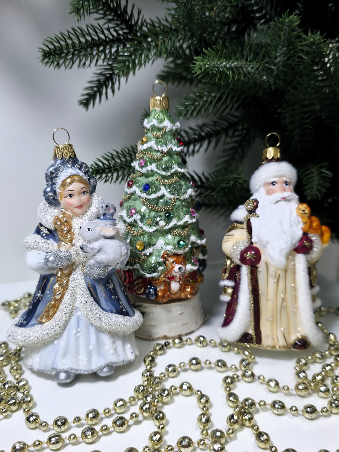фото Набор ёлочных игрушек Дед Мороз, Снегурочка и елка