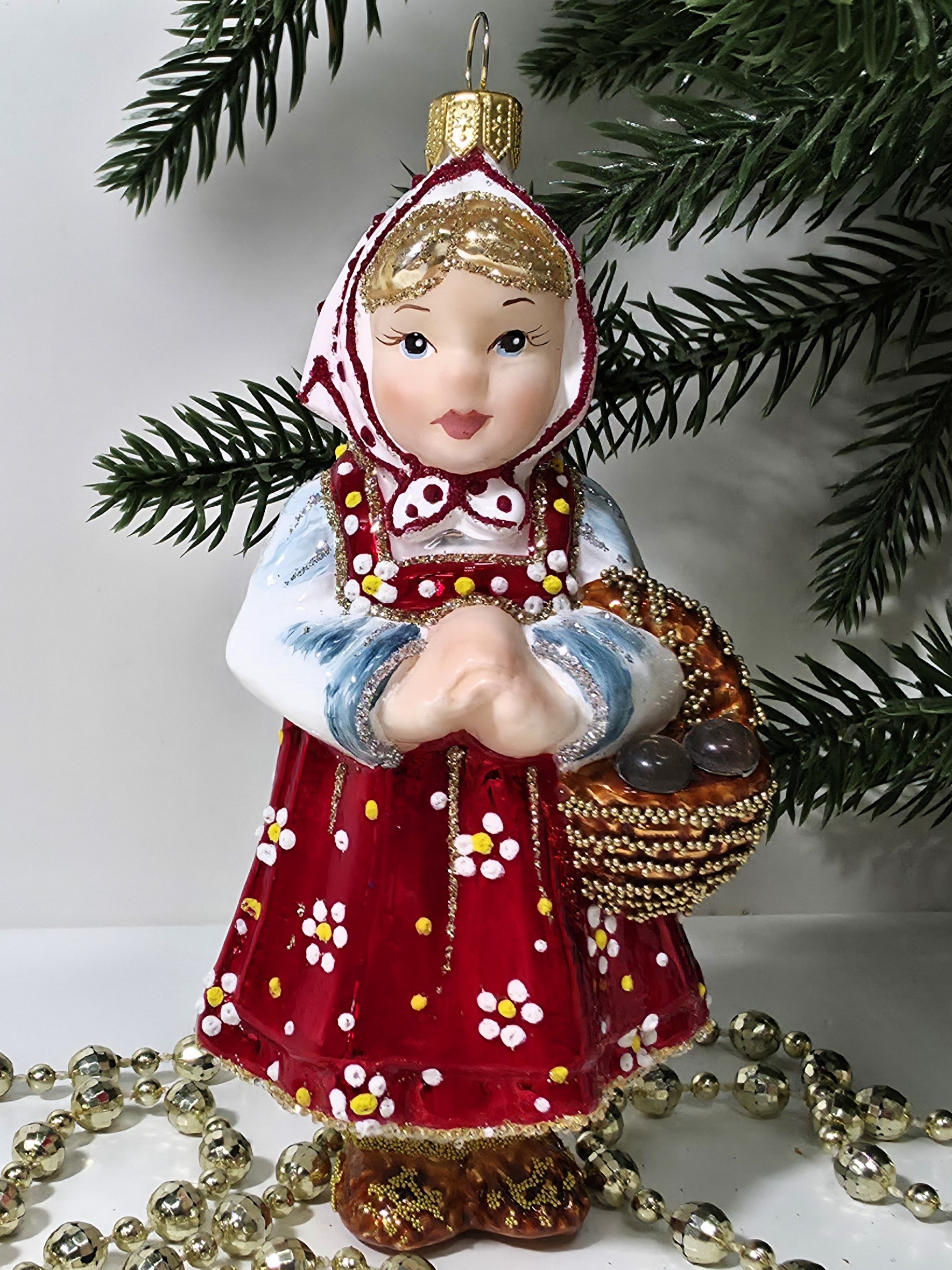 фото Стеклянная елочная игрушка Аленушка