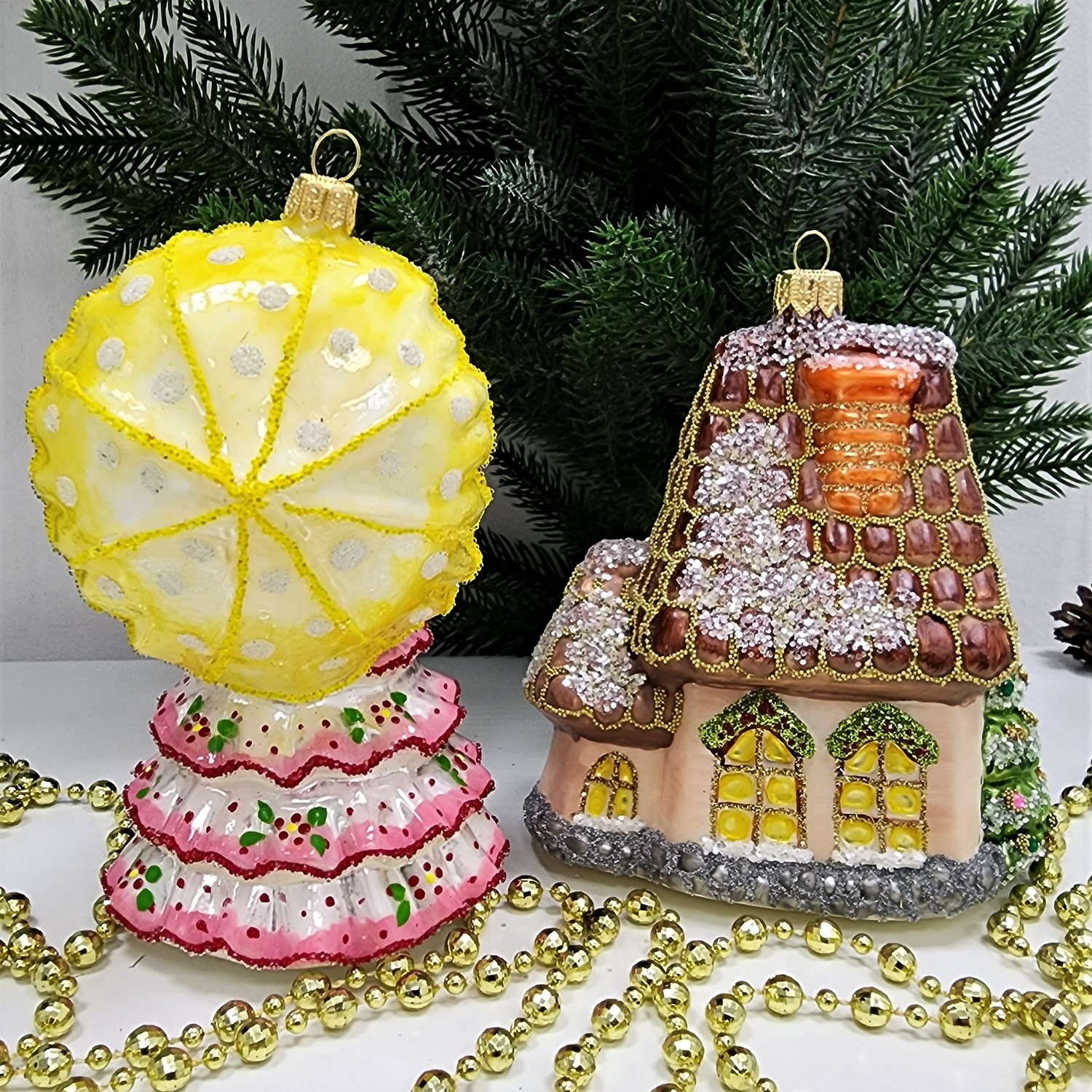 фото Набор ёлочных игрушек Дом и Кошка с зонтиком желтая