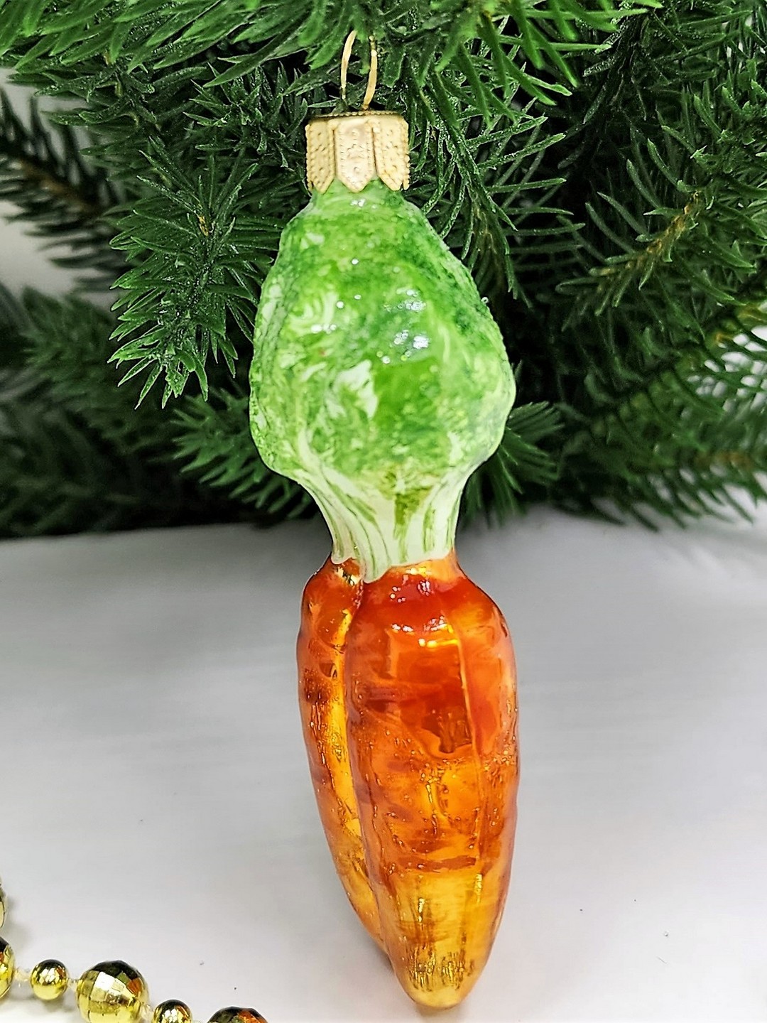 фото Стеклянная елочная игрушка Морковь