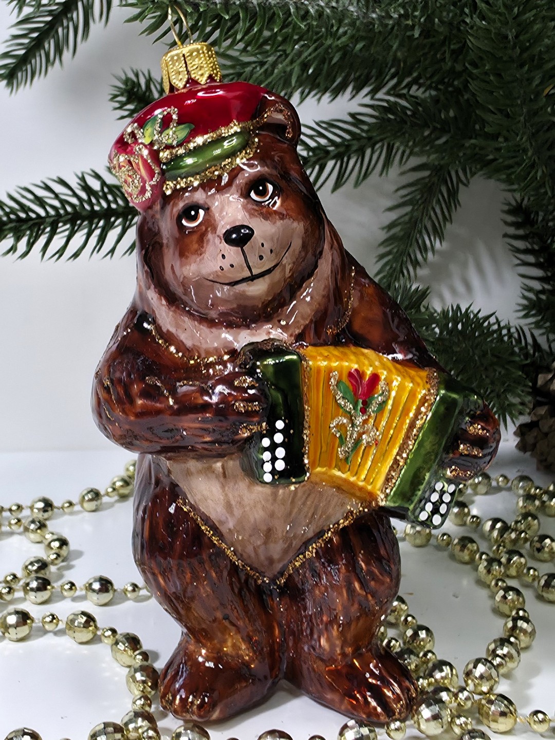 фото Стеклянная елочная игрушка Мишка с гармошкой