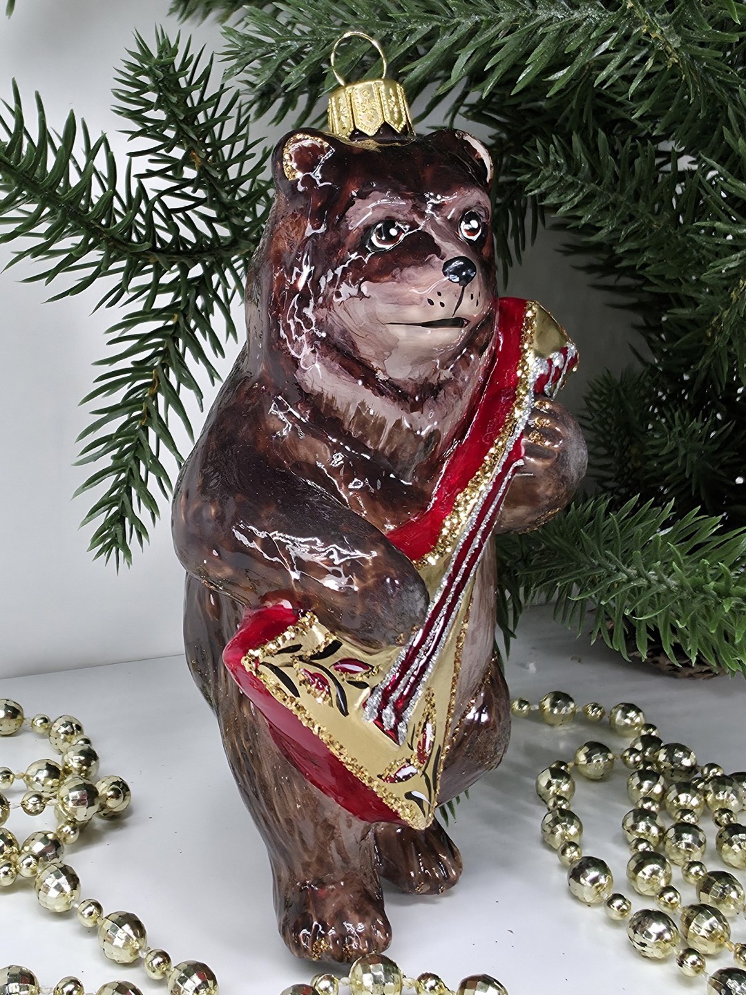 фото Стеклянная елочная игрушка Медведь с балалайкой 2