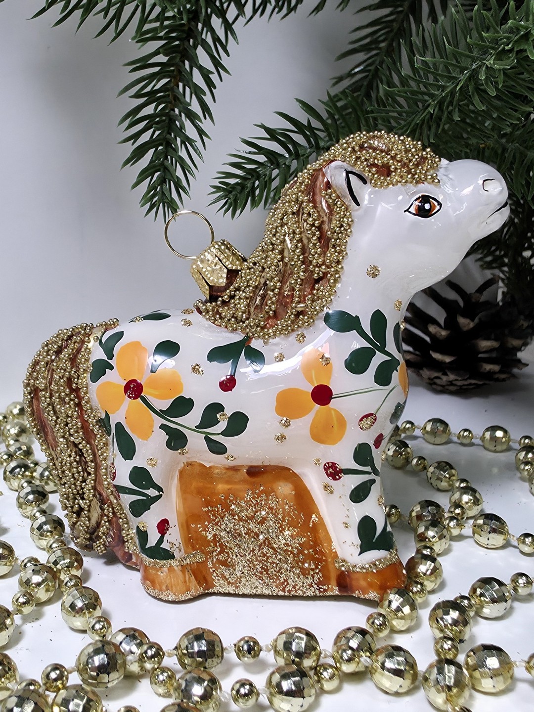 фото Стеклянная елочная игрушка Лошадка смотрит в бок