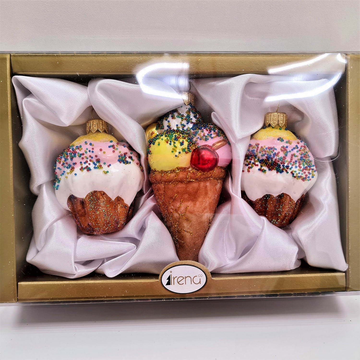 фото Набор ёлочных игрушек Мороженое и два пирожных