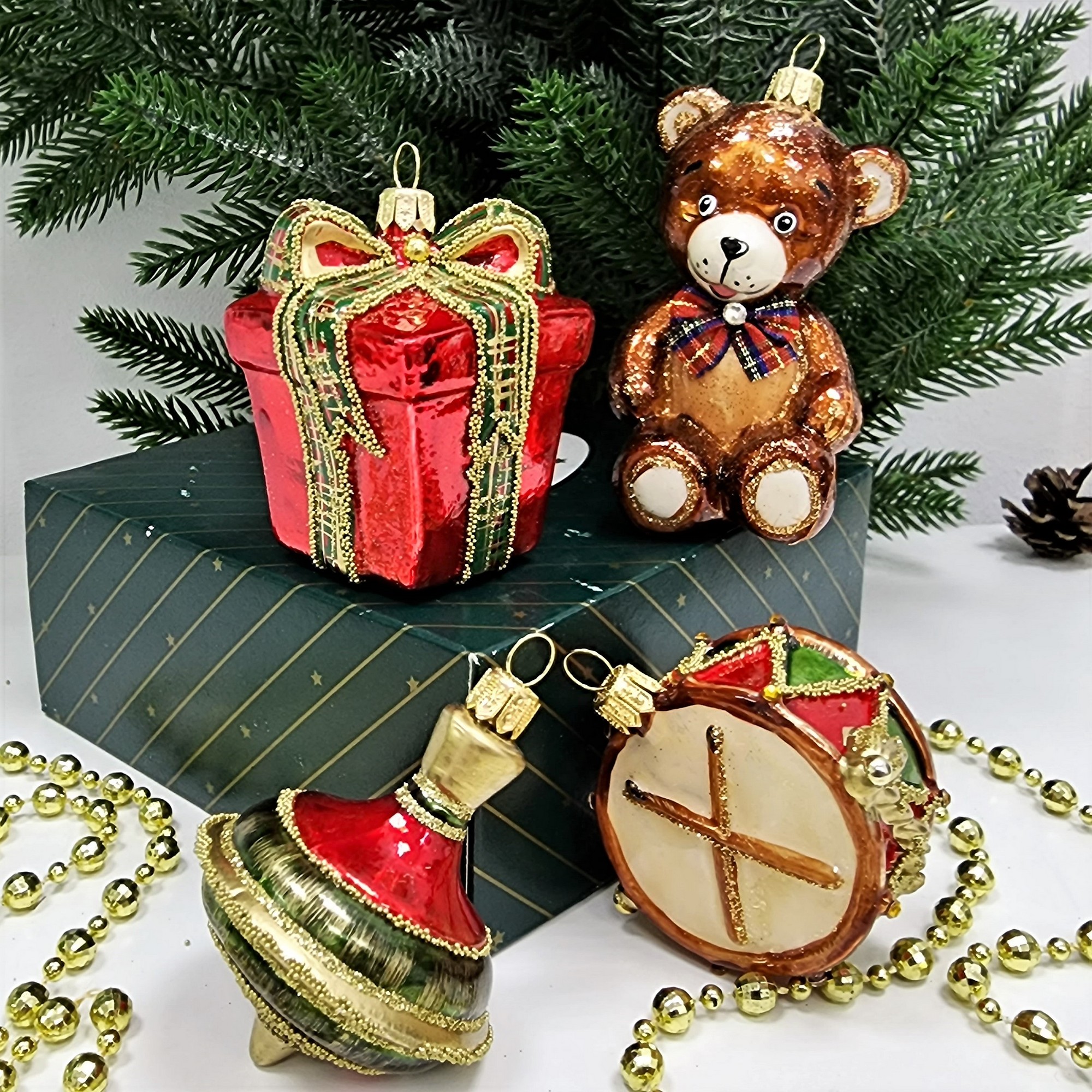 фото Набор ёлочных игрушек Мишка, юла, барабан и подарок