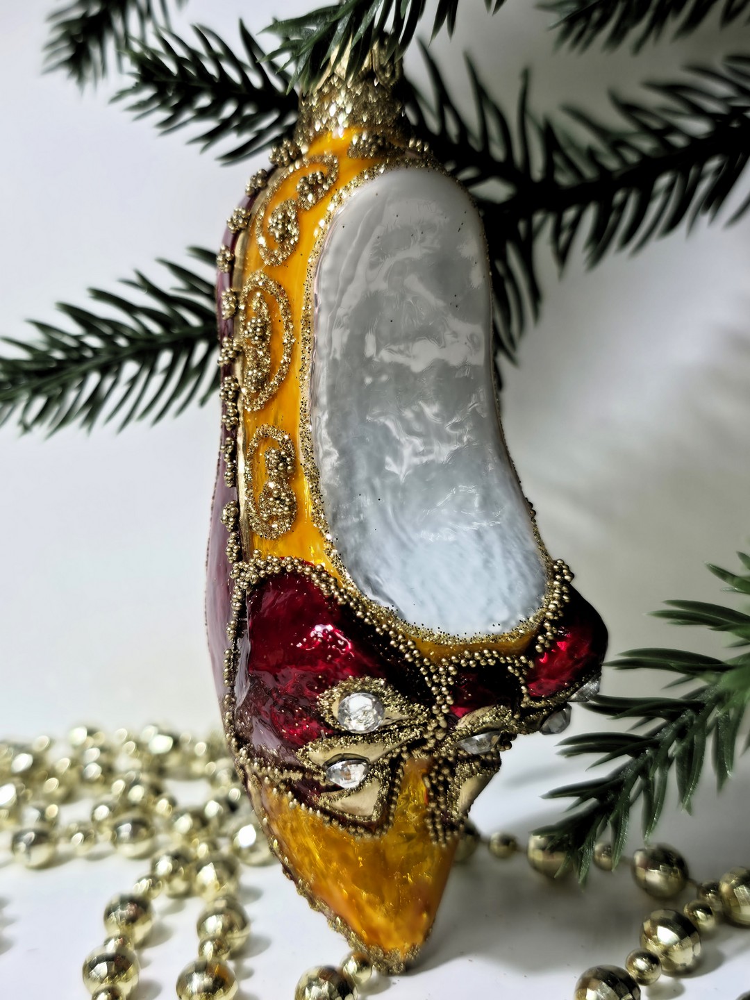 фото Стеклянная елочная игрушка Туфелька красная