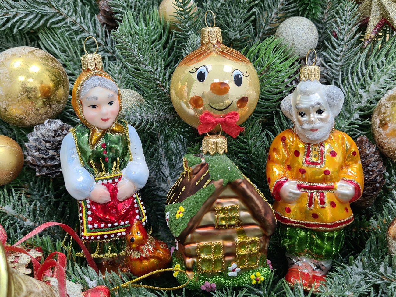 фото Набор ёлочных игрушек Дед, бабка, колобок и домик