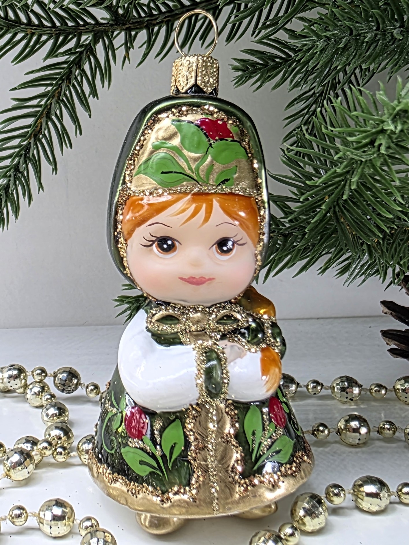 фото Стеклянная ёлочная игрушка Василиса-5