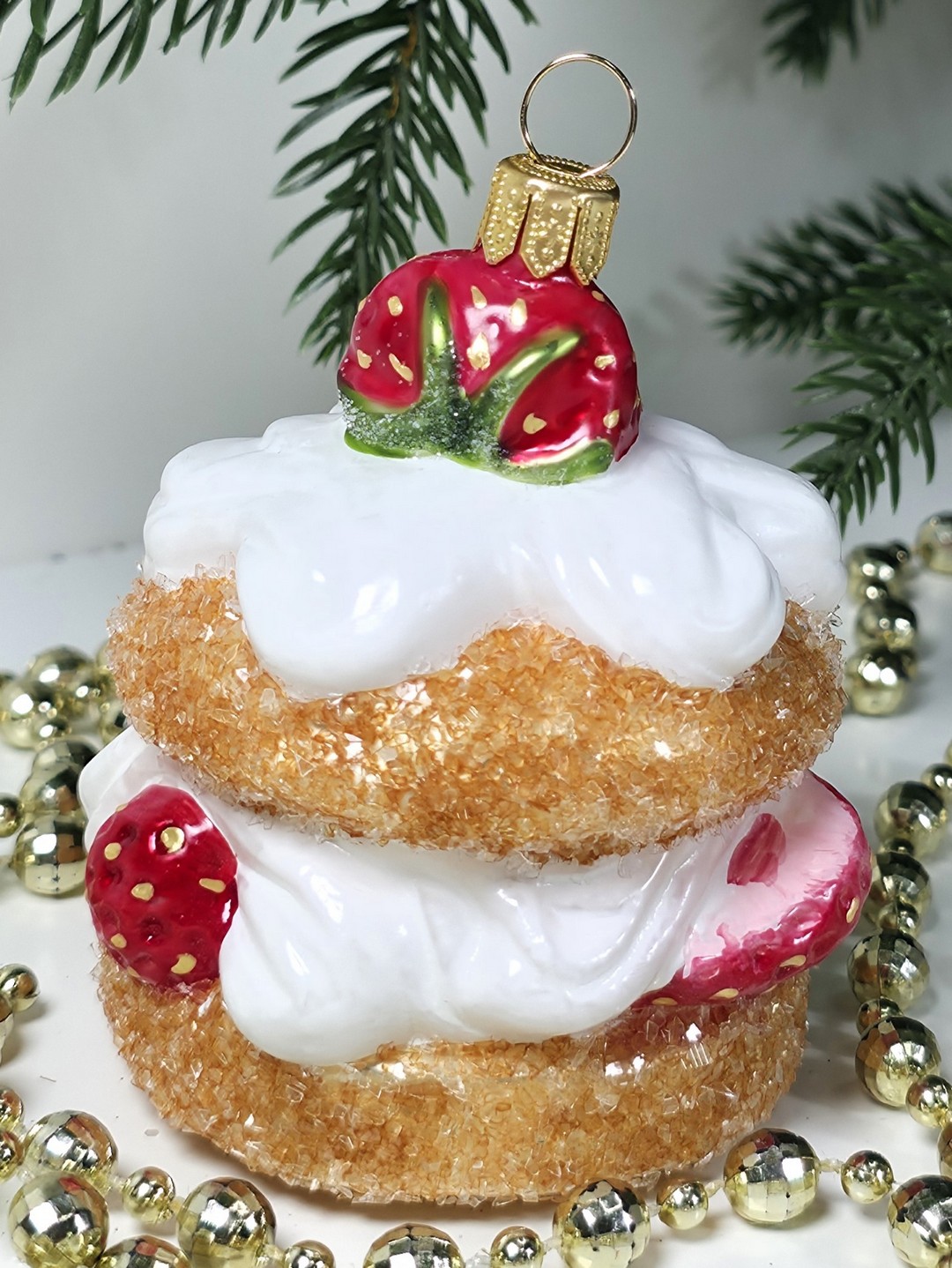 фото Стеклянная елочная игрушка Панкейк с клубникой
