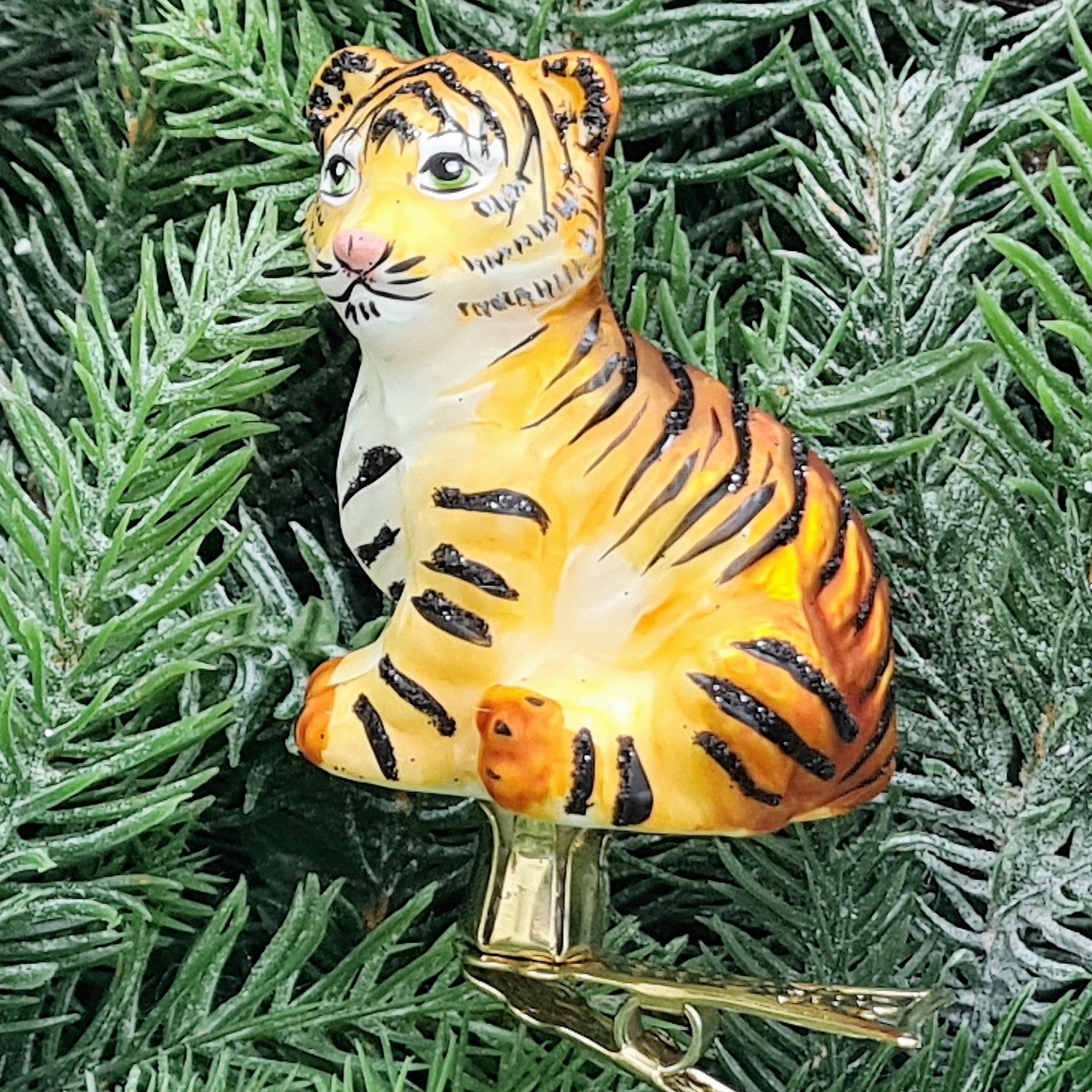 фото Стеклянная елочная игрушка Тигр на прищепке