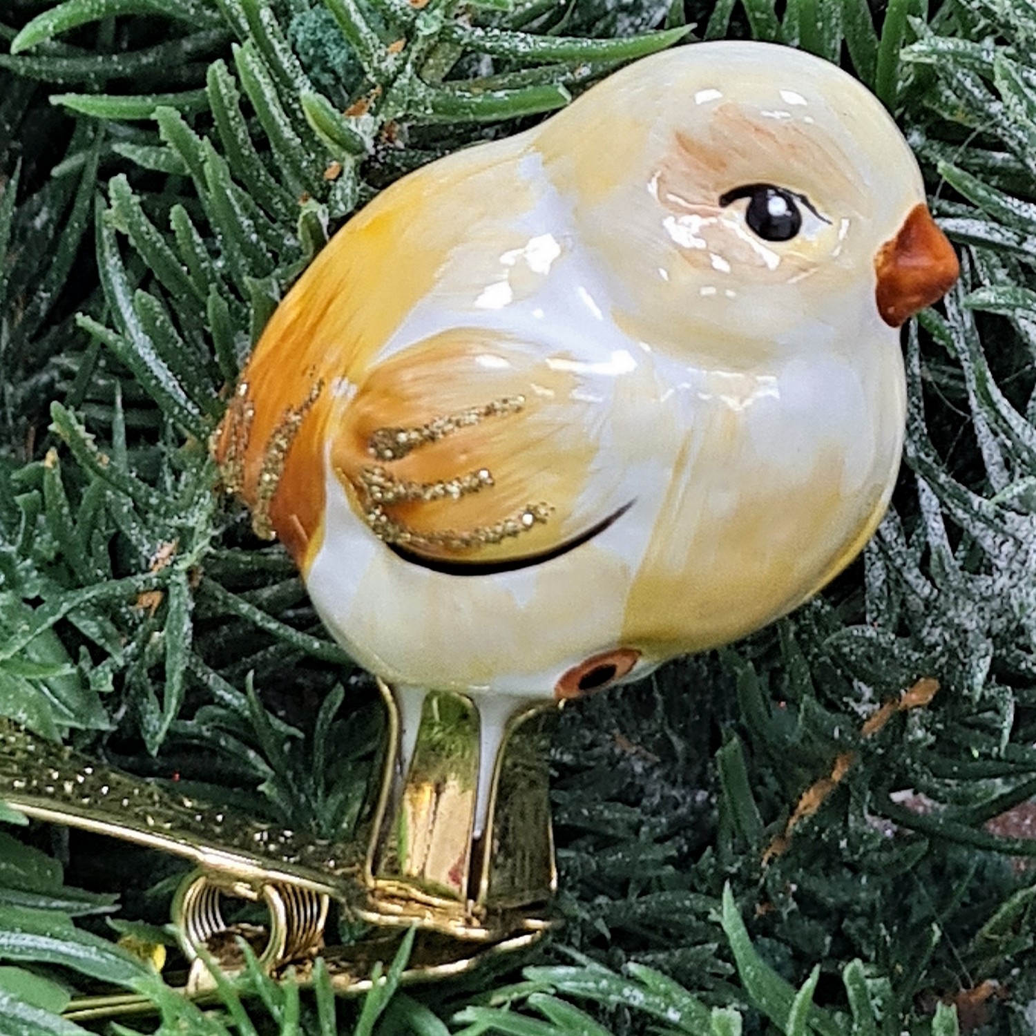 фото Стеклянная елочная игрушка Цыпленок на прищепке