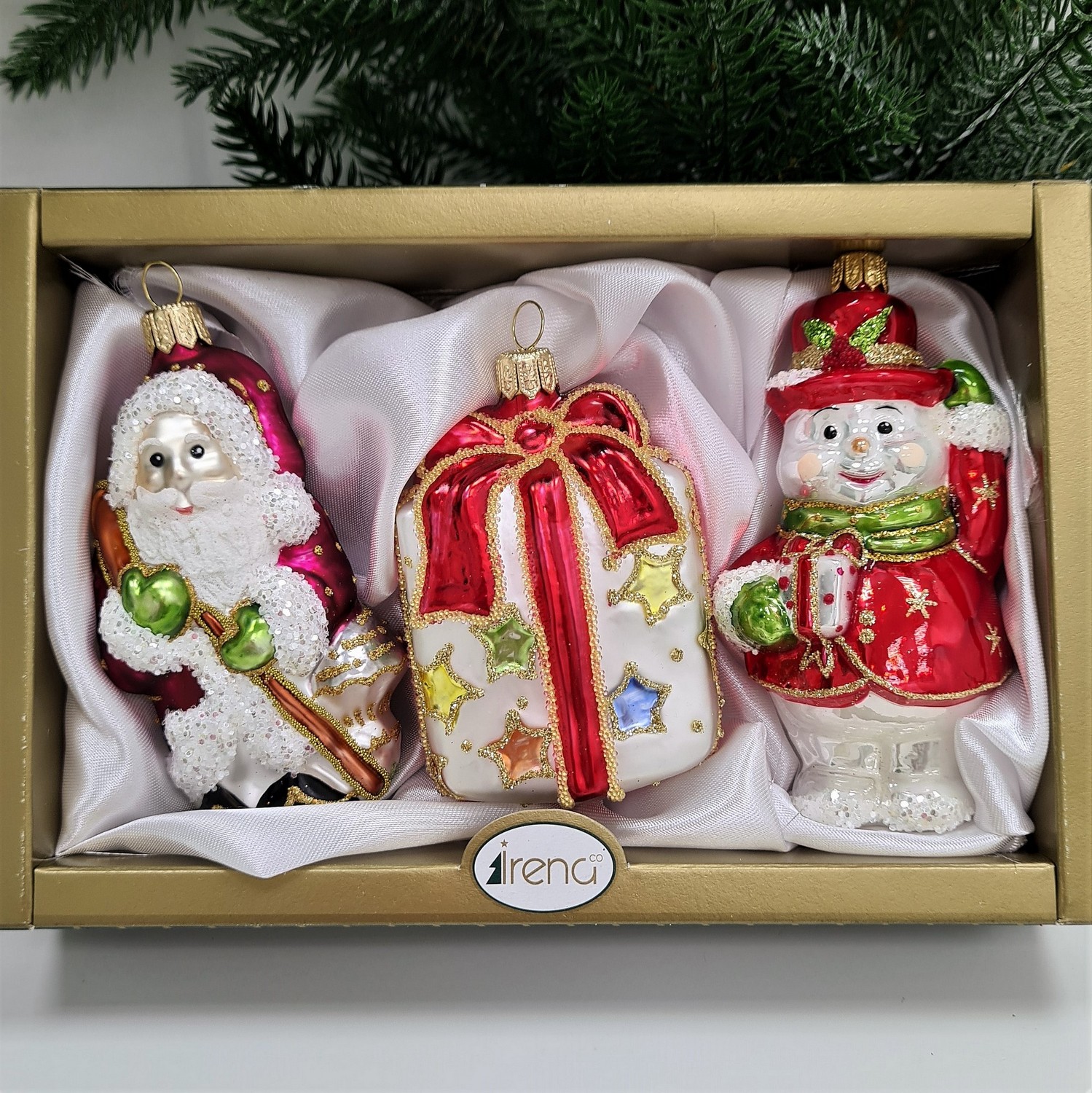 фото Набор ёлочных игрушек Дед Мороз, снеговик и подарок