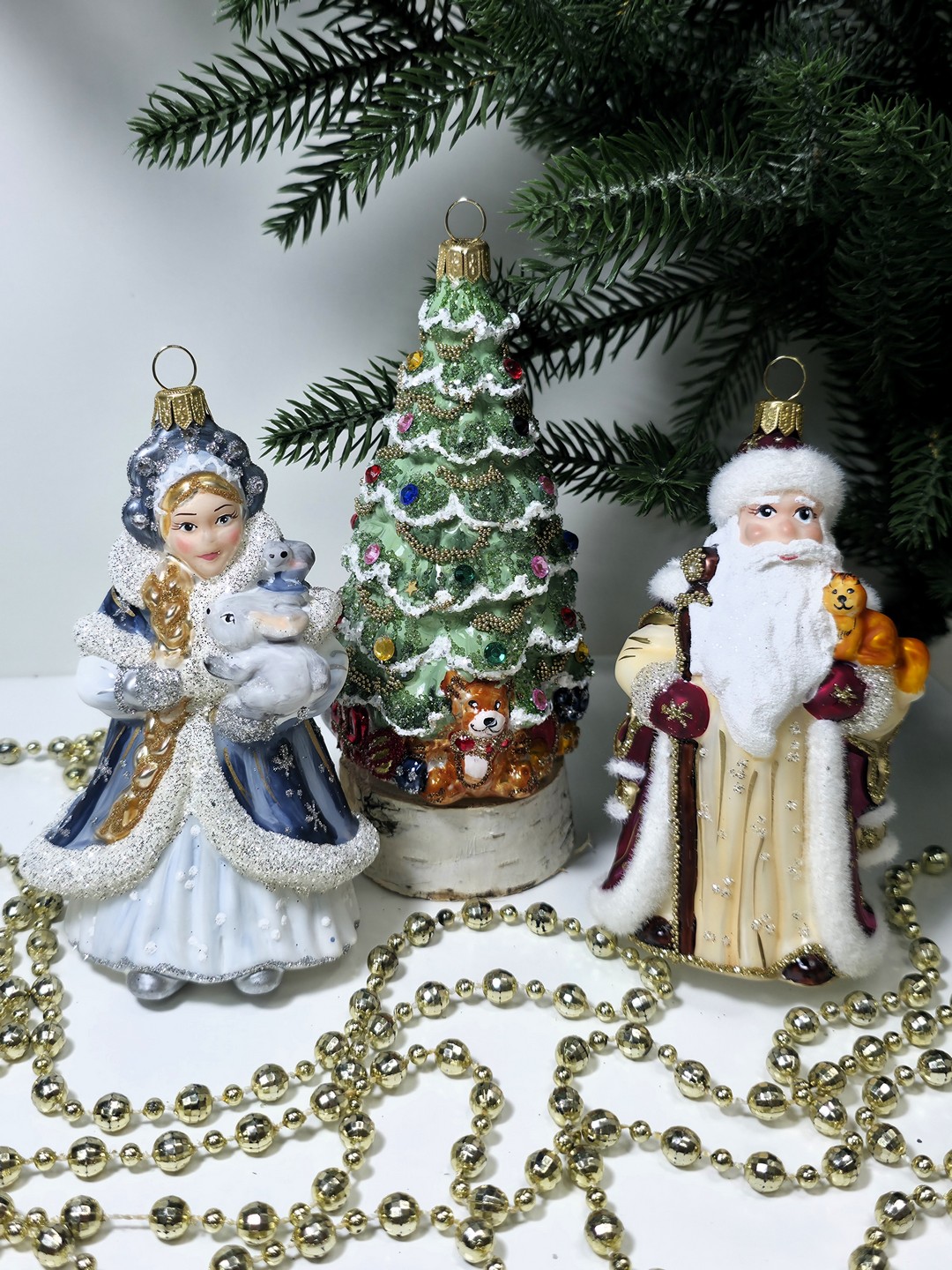 фото Набор ёлочных игрушек Дед Мороз, Снегурочка и елка