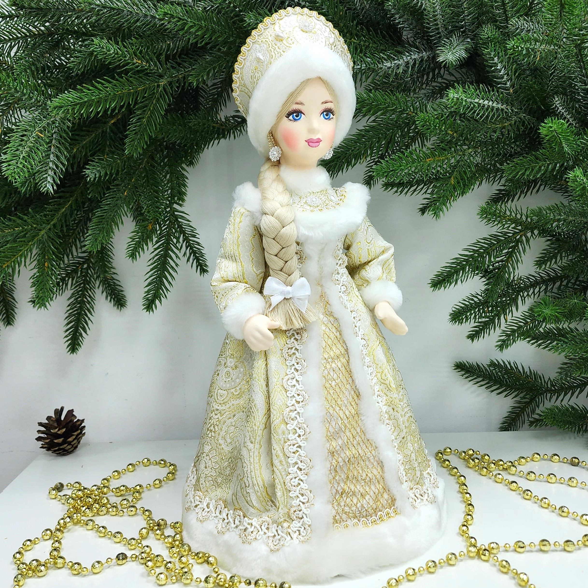 фото Кукла Снегурочка под елку 35 см