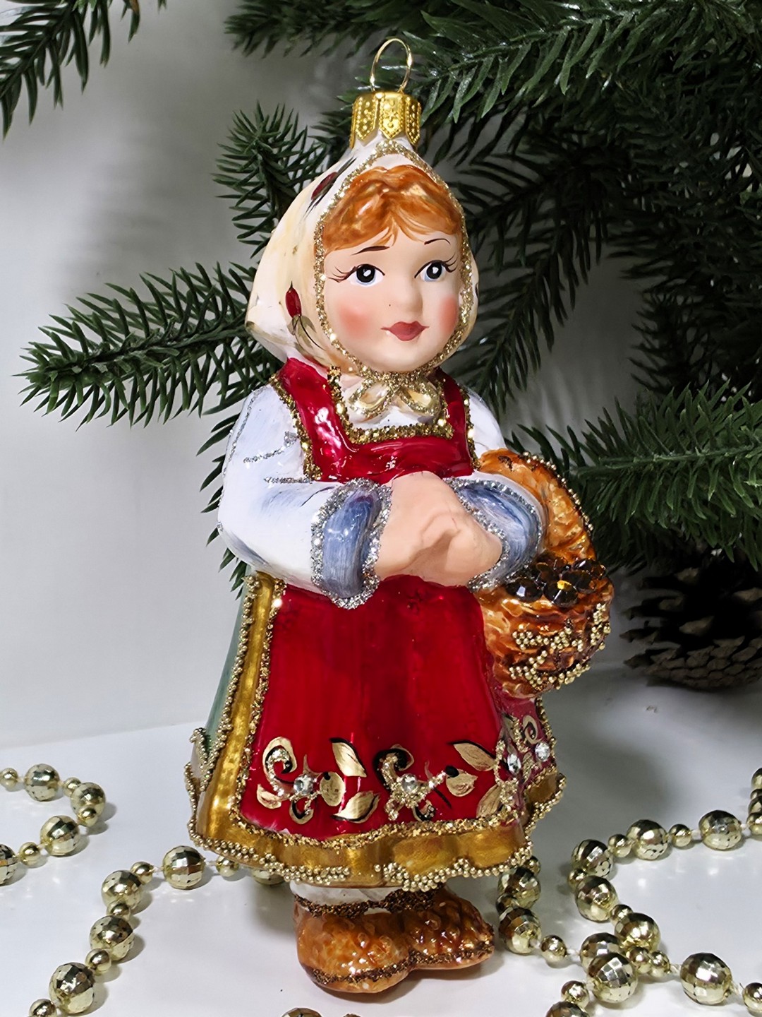 фото Стеклянная елочная игрушка Аленушка