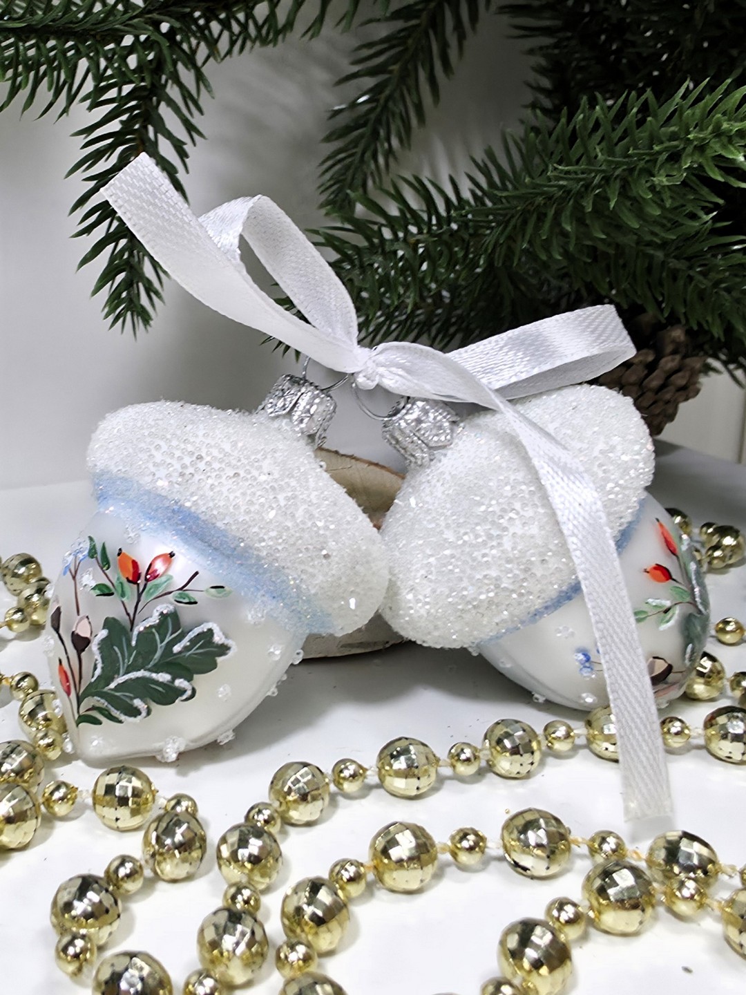 фото Набор ёлочных игрушек Два желудя шиповник