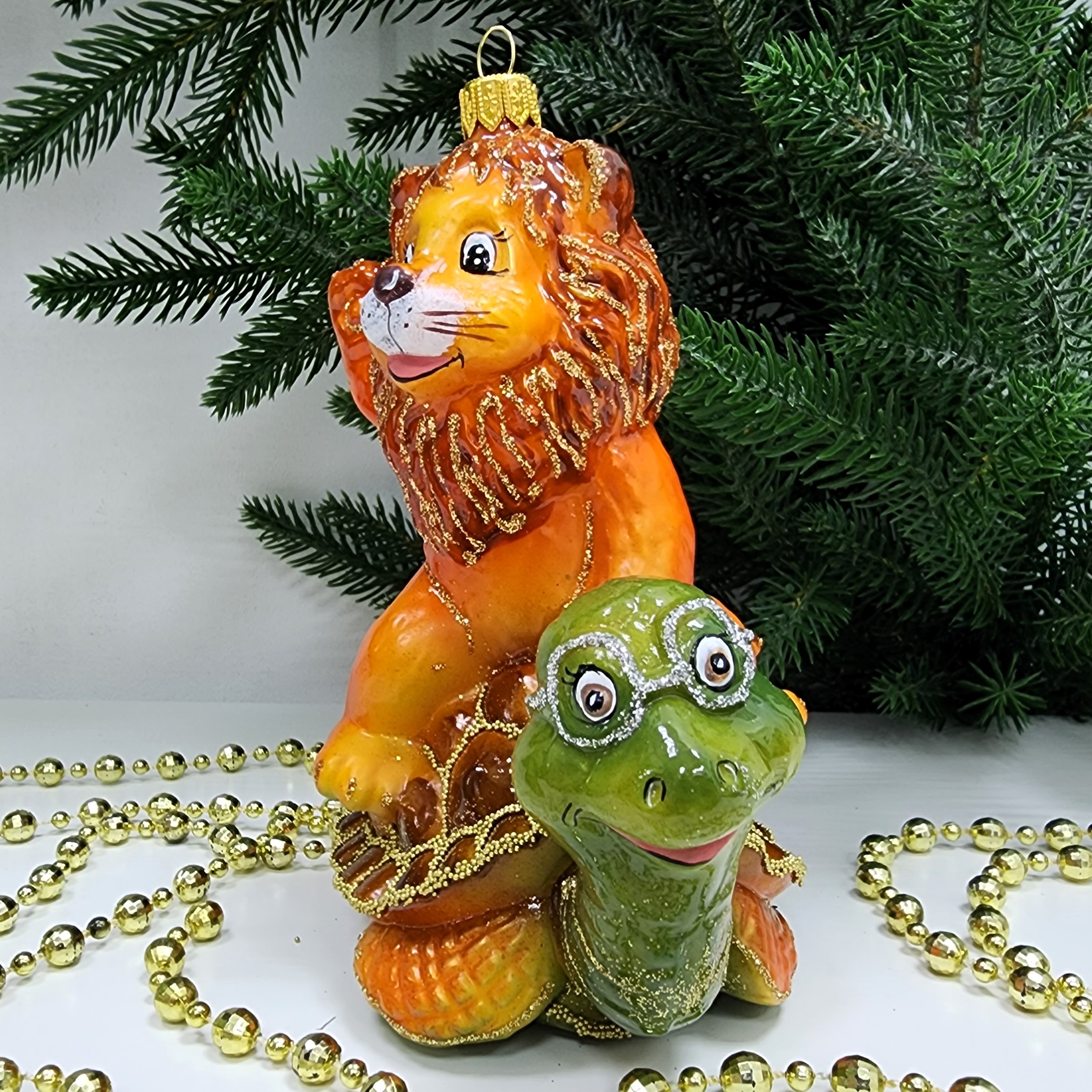 фото Стеклянная елочная игрушка Лев с черепахой