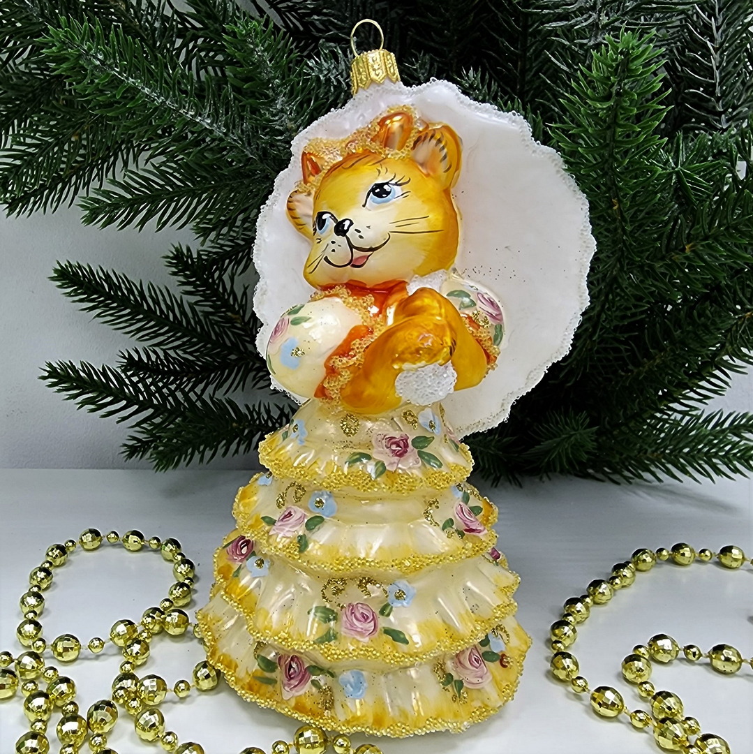 фото Стеклянная елочная игрушка Кошка с зонтиком версаль
