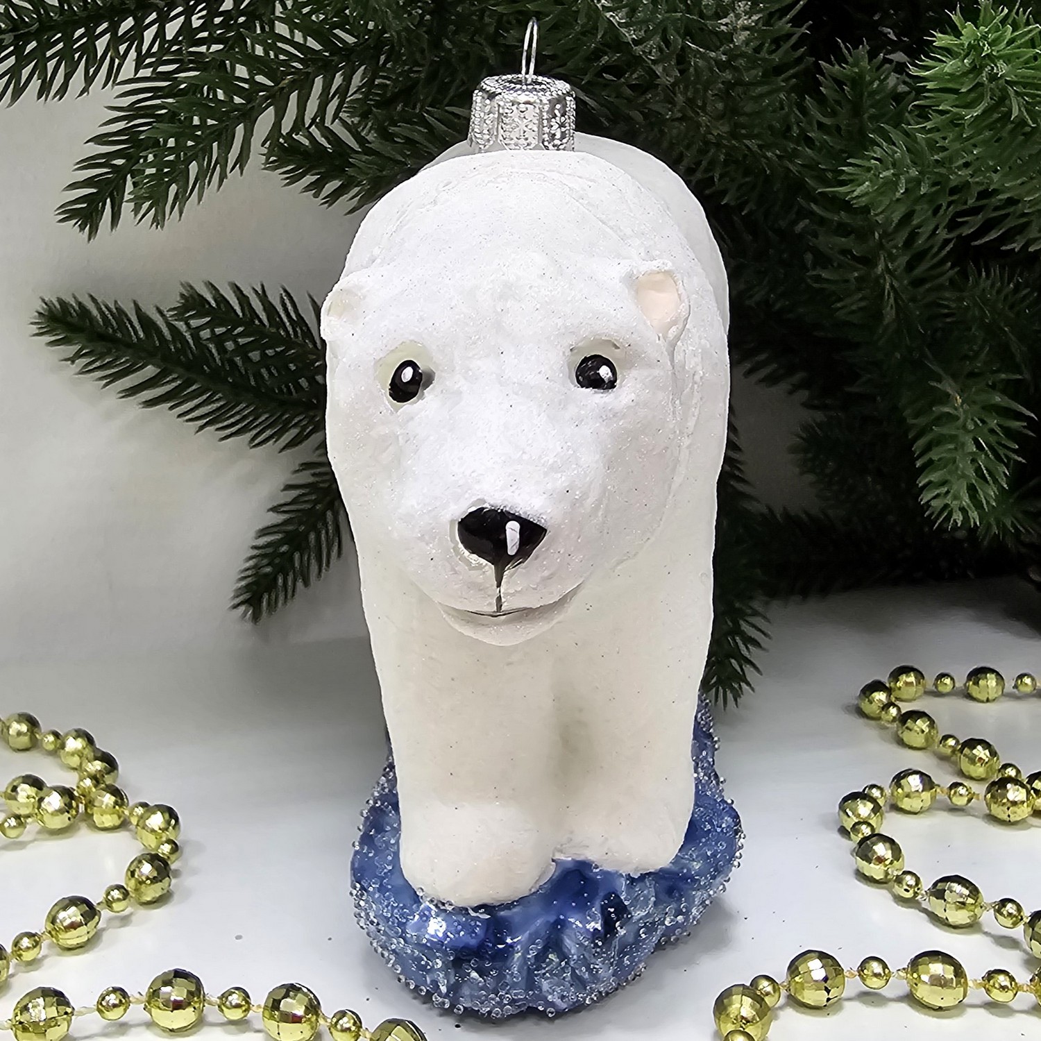 фото Стеклянная елочная игрушка Белая медведица