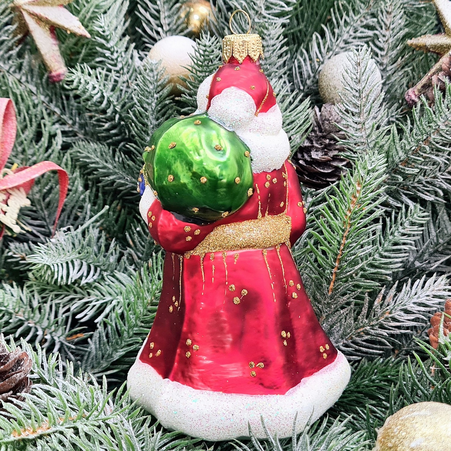 фото Стеклянная елочная игрушка Дед Мороз в красной шубе