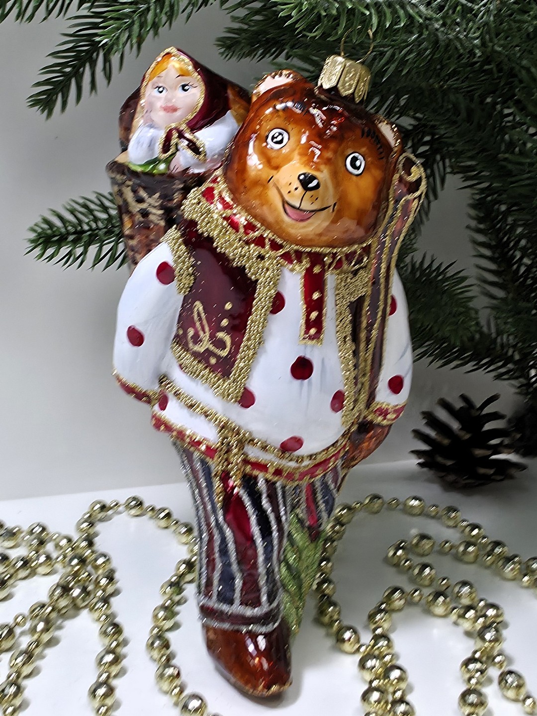 фото Стеклянная елочная игрушка Мишка с девочкой