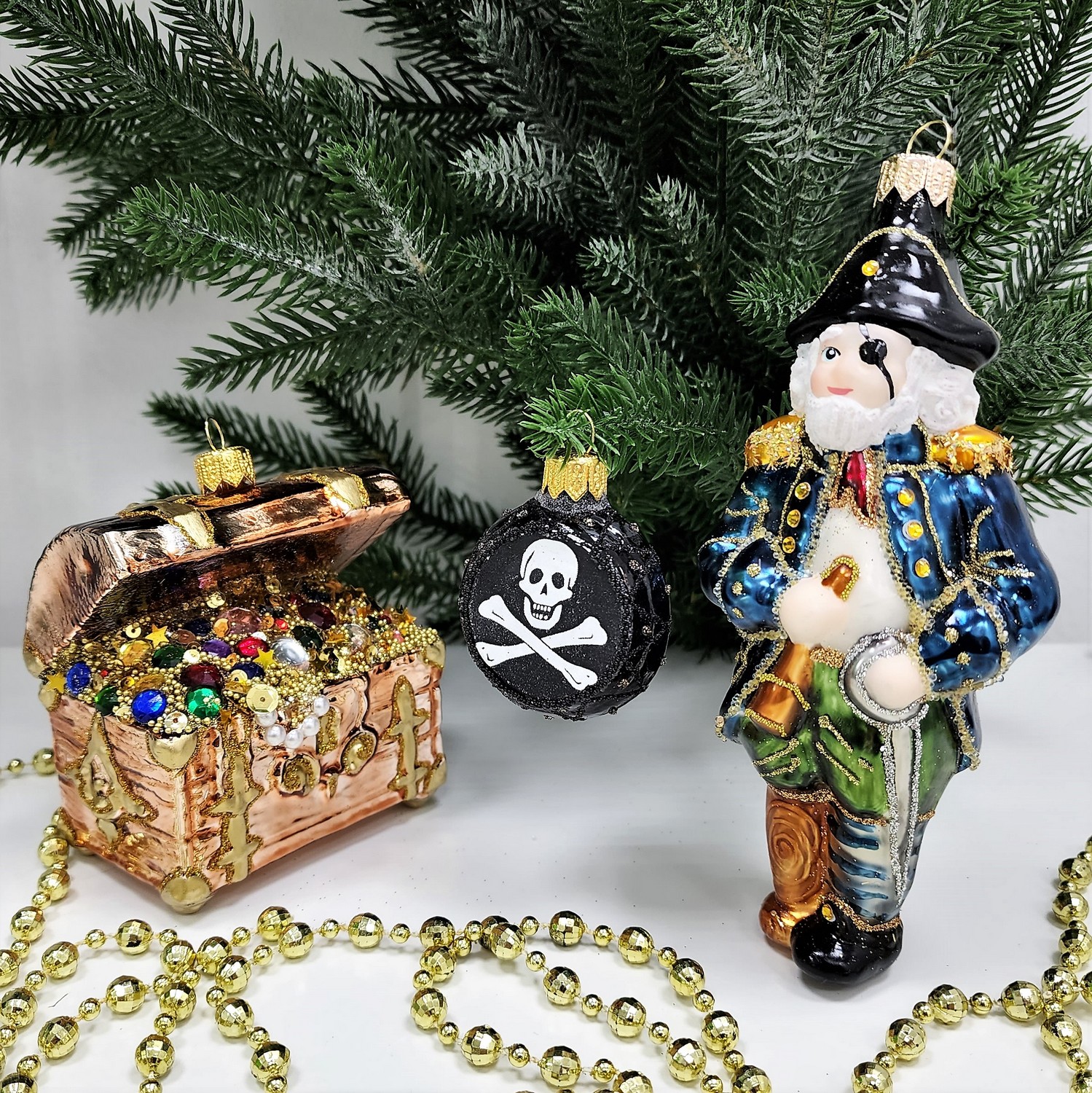 фото Набор ёлочных игрушек Пират, сундук и метка