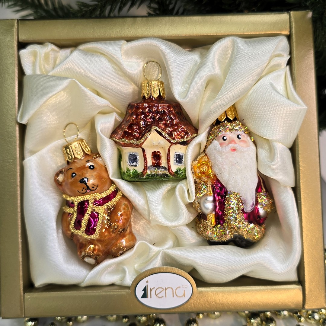 фото Набор стеклянных ёлочных игрушек Irena-Co Дед Мороз, домик и мишка