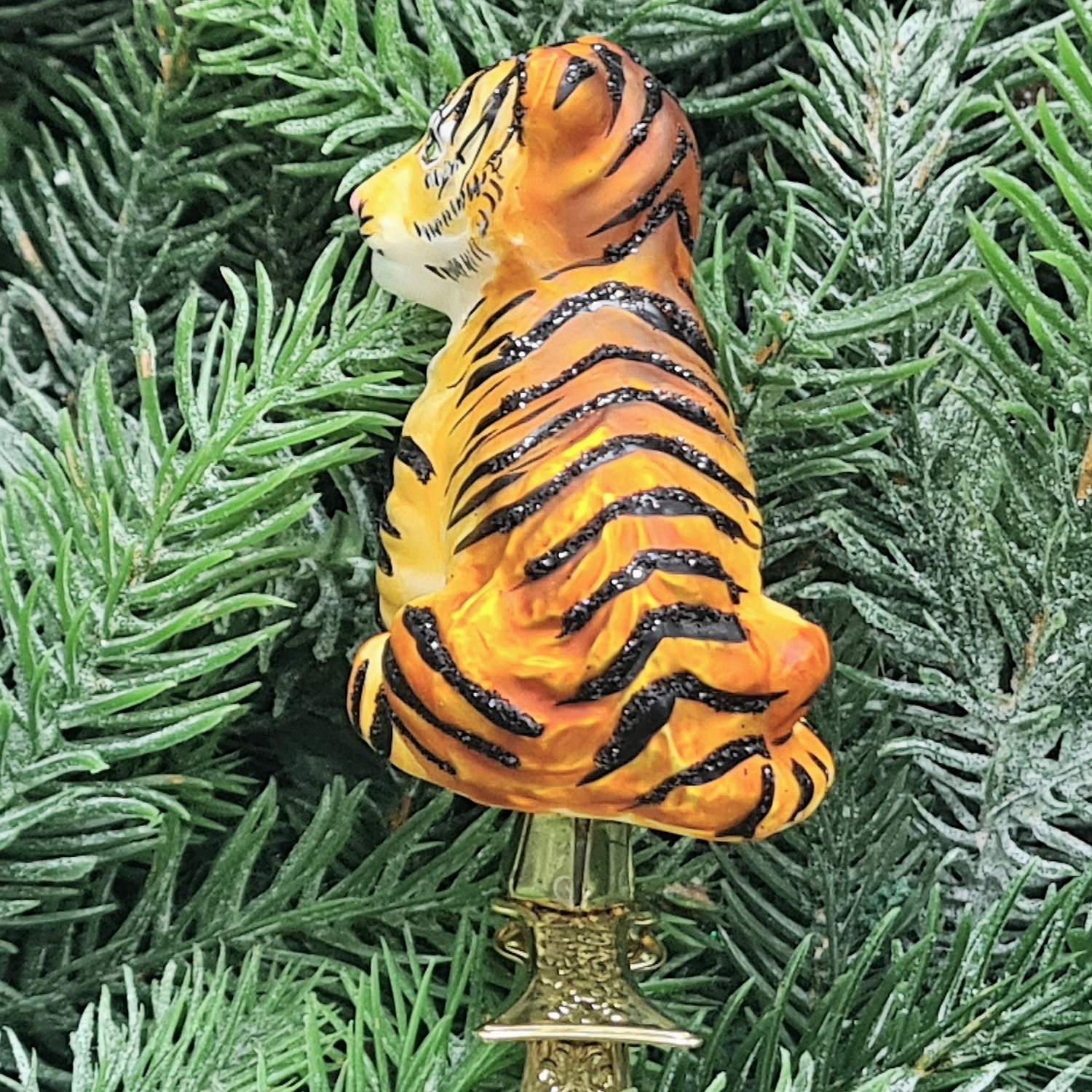 фото Стеклянная елочная игрушка Тигр на прищепке