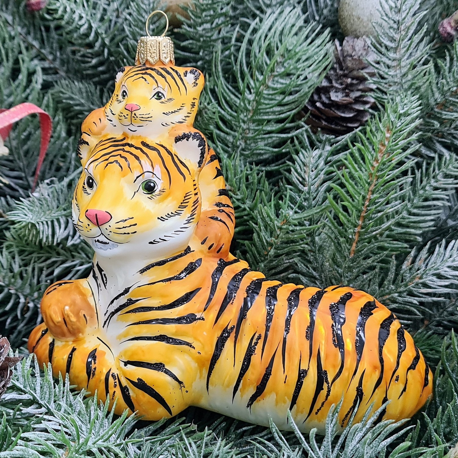 фото Стеклянная елочная игрушка Тигрица с тигренком большая
