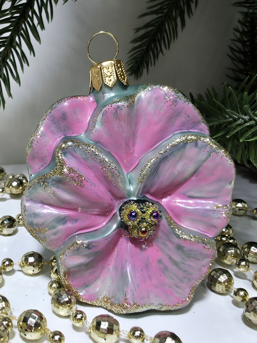 фото Стеклянная елочная игрушка Фиалка