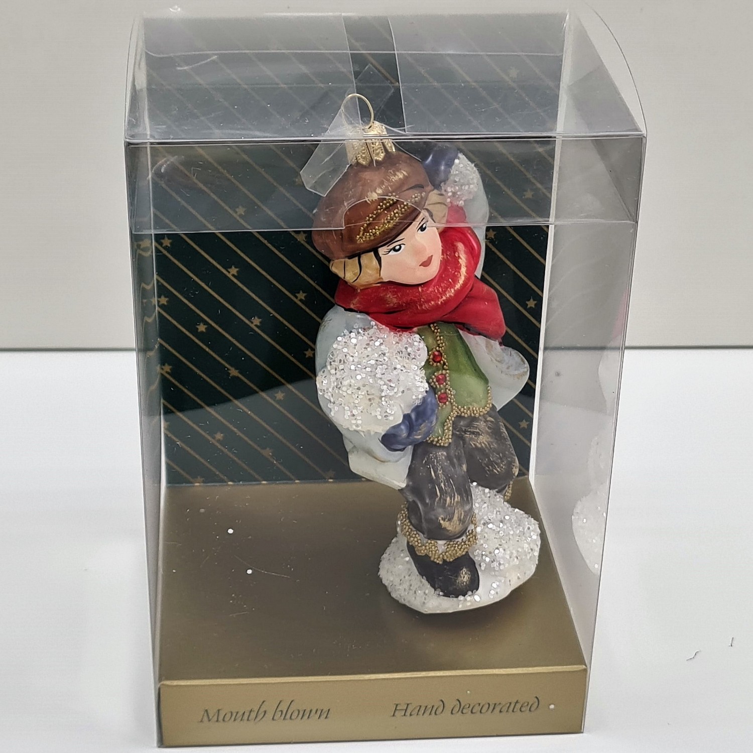 фото Стеклянная елочная игрушка Мальчик со снежком винтаж