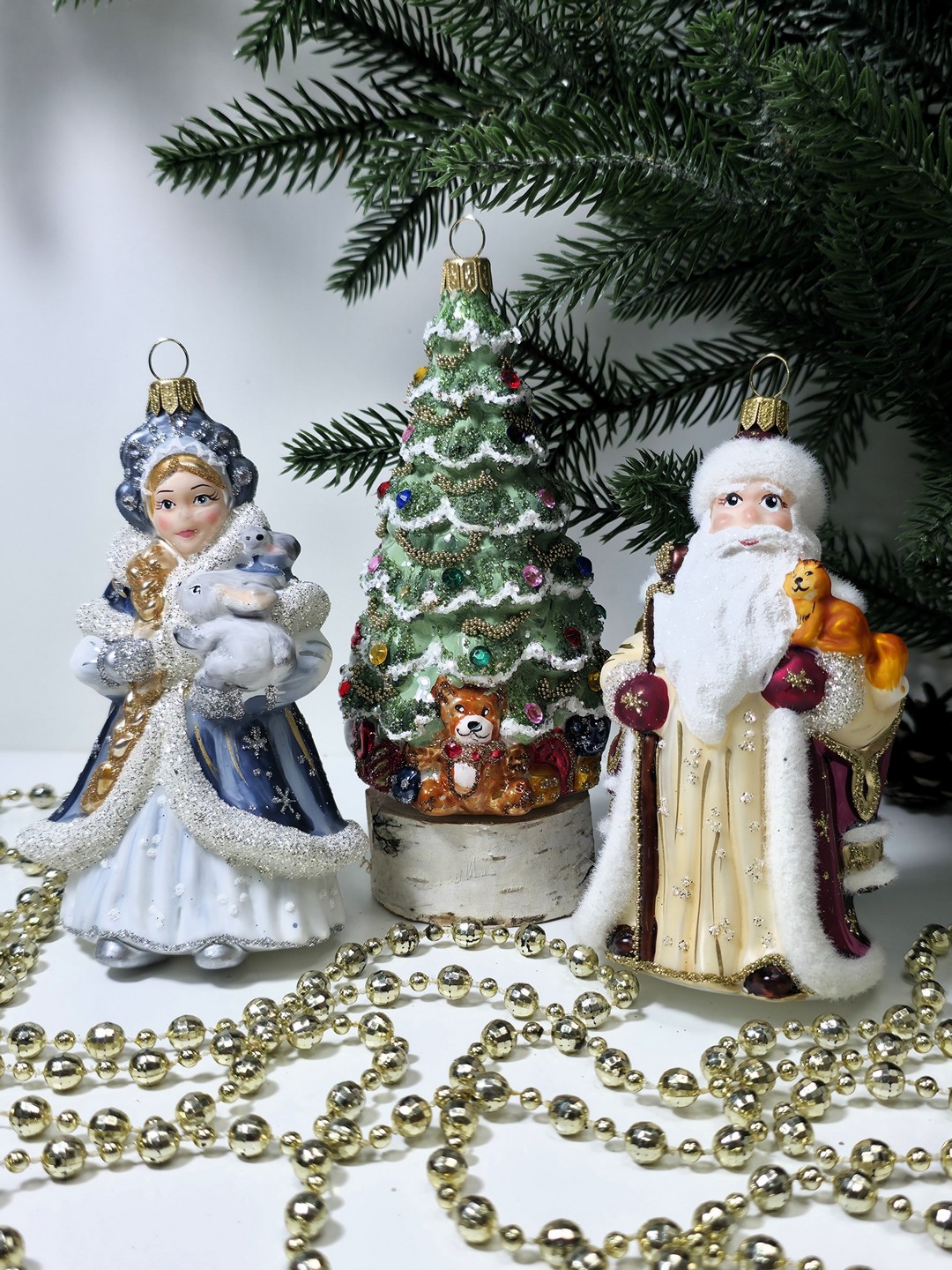 фото Набор ёлочных игрушек Дед Мороз, Снегурочка и елка