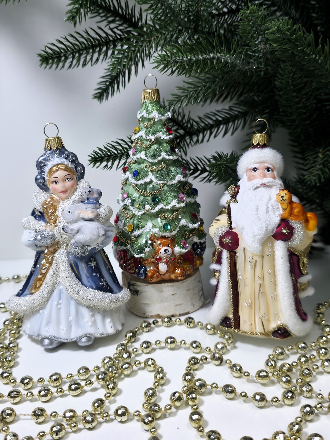 фото Набор ёлочных игрушек Дед Мороз, Снегурочка и елка