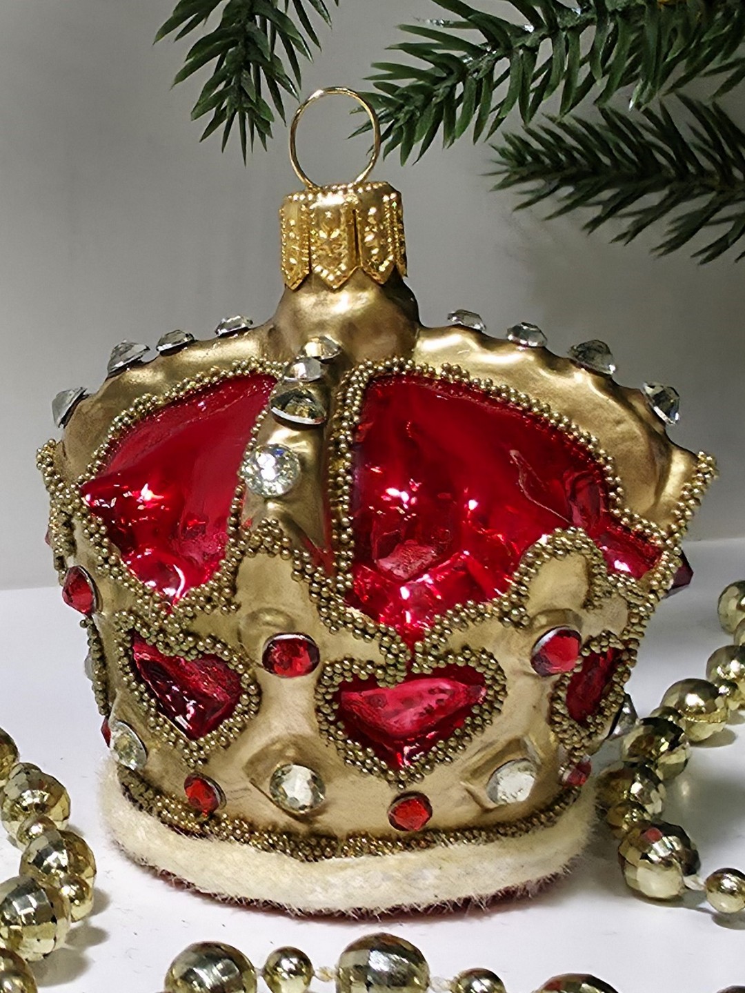 фото Стеклянная елочная игрушка Корона красная