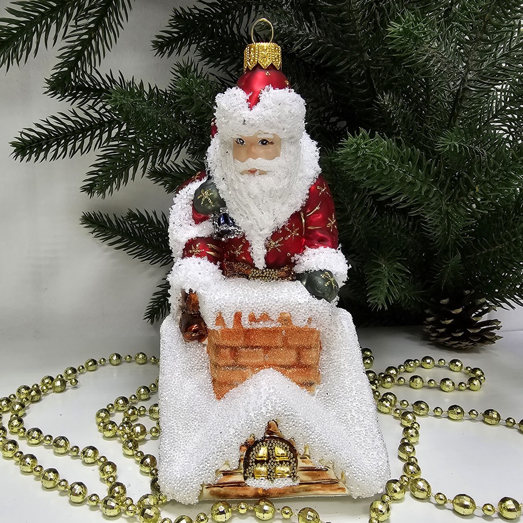 фото Стеклянная елочная игрушка Дед Мороз на крыше большой