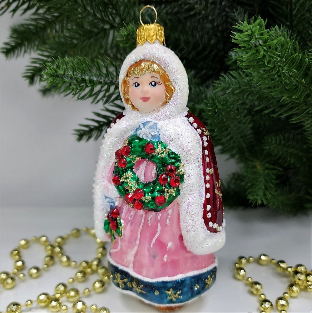 фото Стеклянная елочная игрушка Девочка с веночком бордо