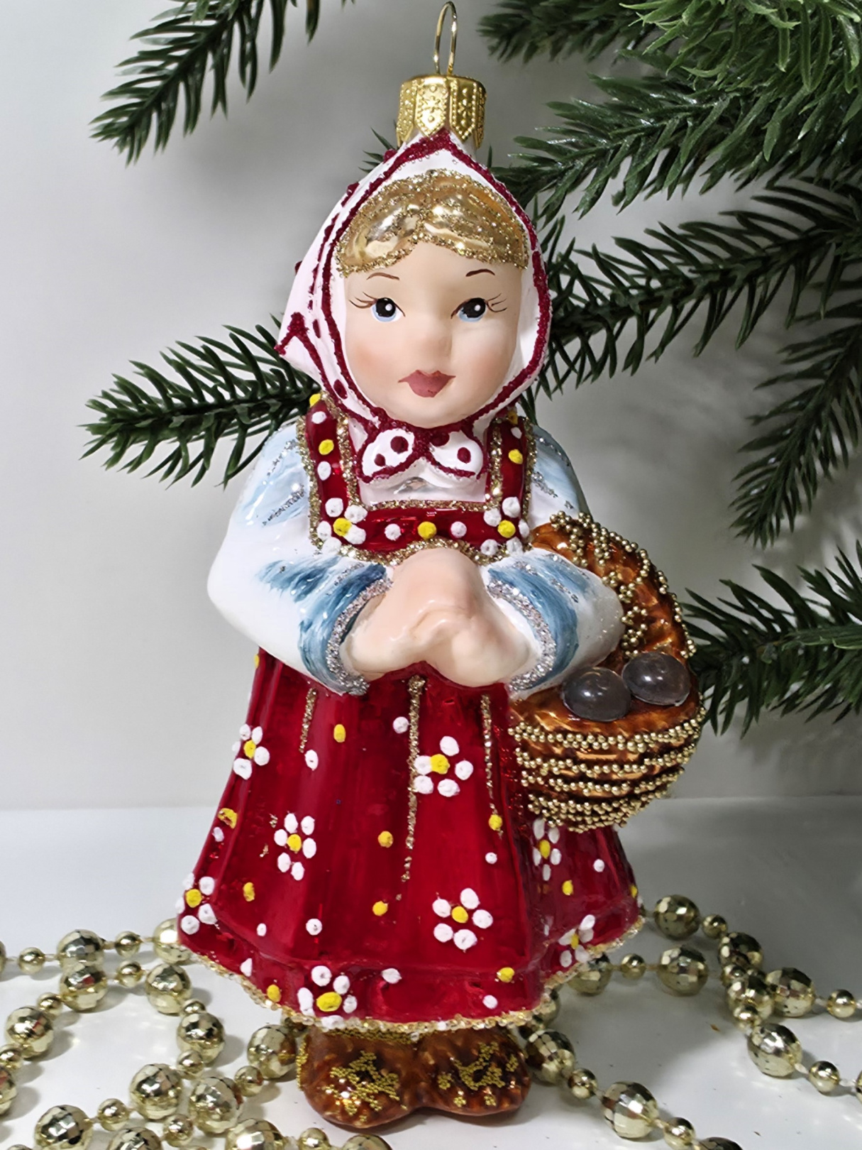 фото Стеклянная елочная игрушка Аленушка