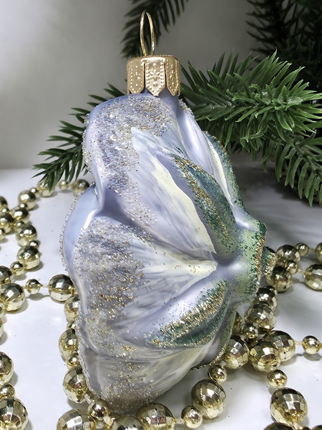 фото Стеклянная елочная игрушка Фиалка