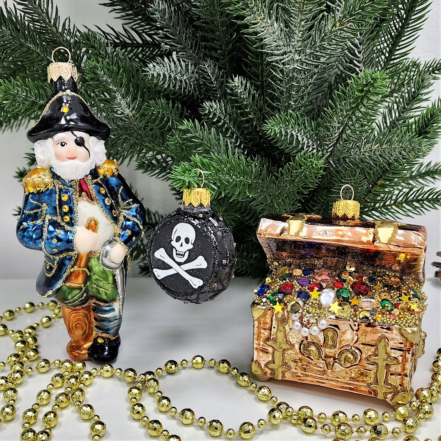 фото Набор ёлочных игрушек Пират, сундук и метка
