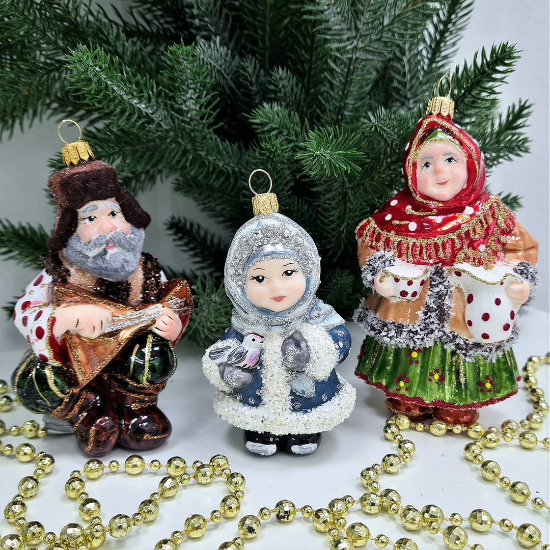фото Набор ёлочных игрушек Бабка, дед и снегурочка