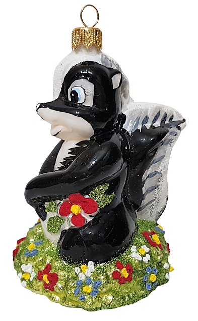 фото Стеклянная елочная игрушка Скунс Цветочек