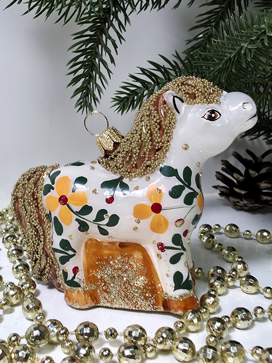 фото Стеклянная елочная игрушка Лошадка смотрит в бок