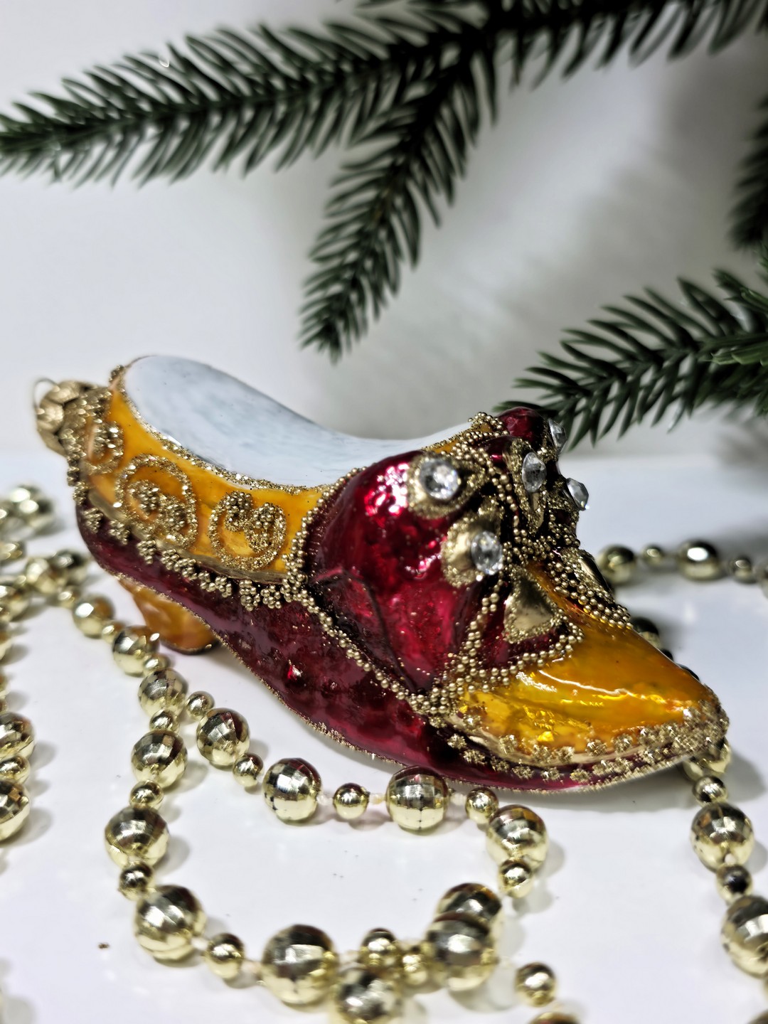 фото Стеклянная елочная игрушка Туфелька красная