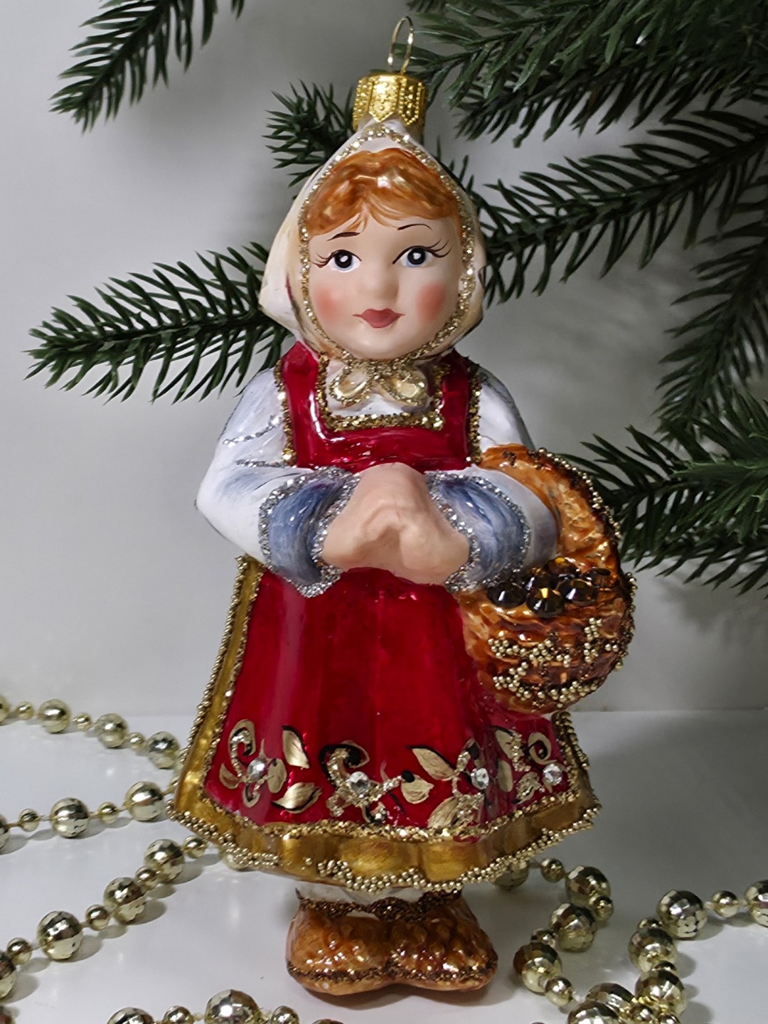 фото Стеклянная елочная игрушка Аленушка