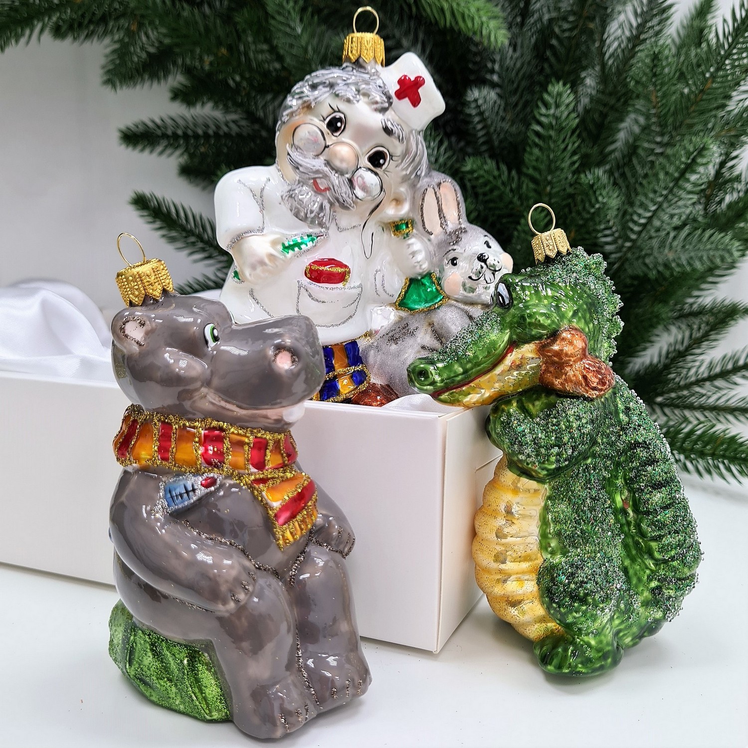фото Набор ёлочных игрушек Айболит, бегемот и крокодил