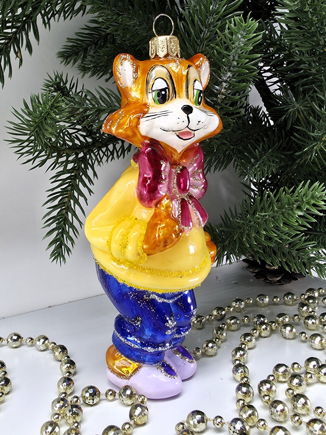 фото Стеклянная елочная игрушка Кот с бантом