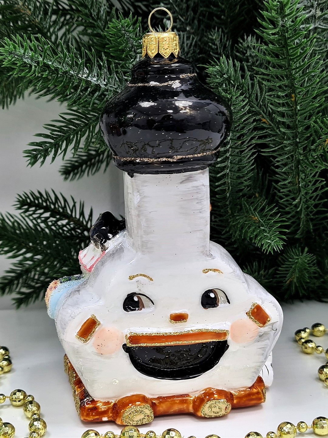 фото Стеклянная елочная игрушка Печка