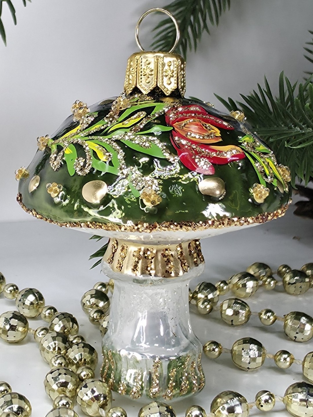 фото Стеклянная елочная игрушка Грибочек зелёный