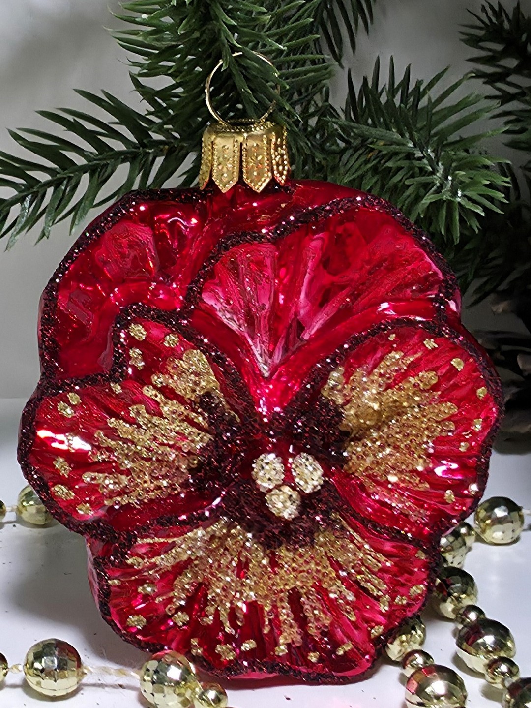 фото Стеклянная елочная игрушка Фиалка