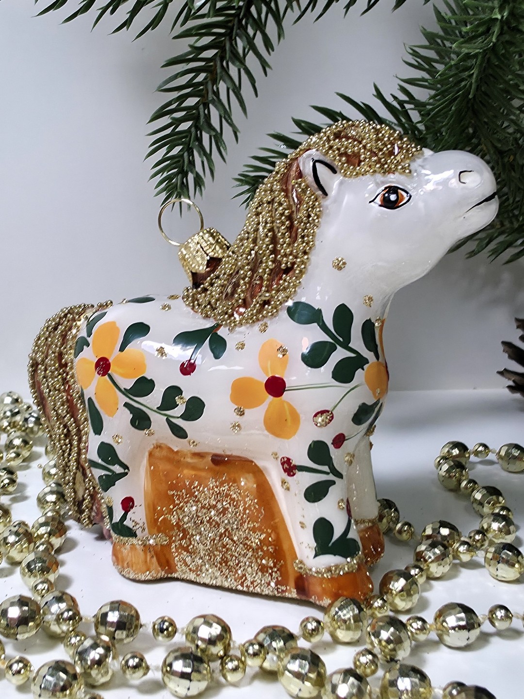 фото Стеклянная елочная игрушка Лошадка смотрит в бок